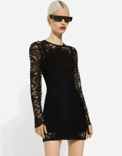 Short cordonetto lace dress with a jersey insert