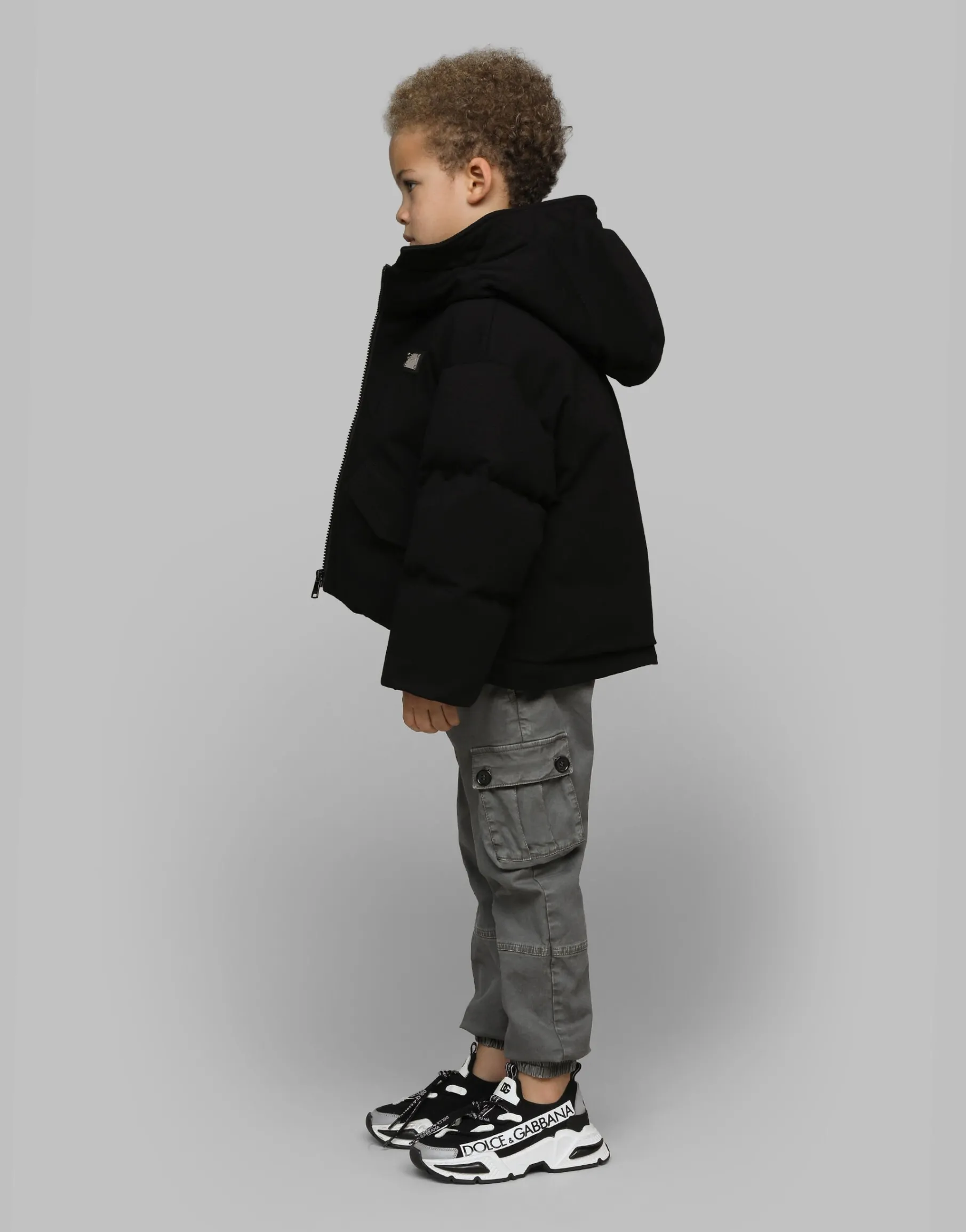 Short jersey down jacket with branded tag