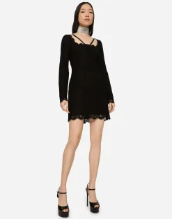 Short lace dress