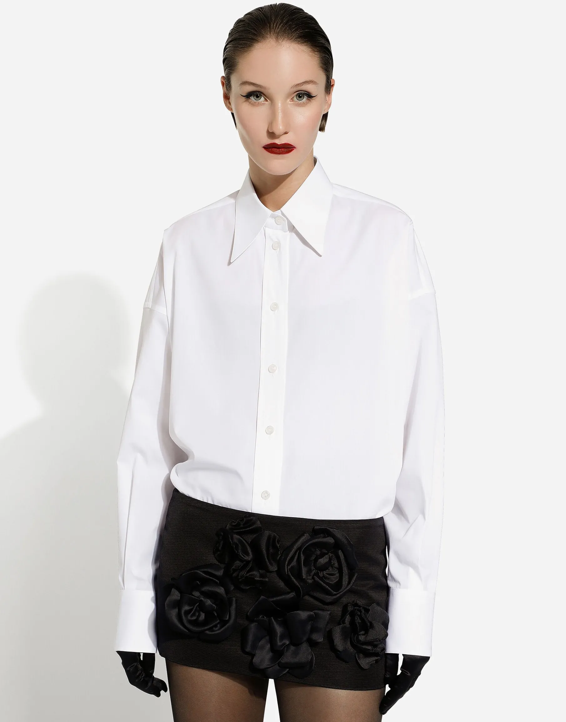 Short Ottoman skirt with floral appliqué