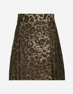 Short wool skirt with jacquard leopard design