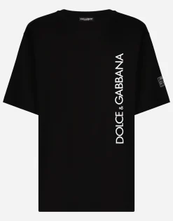 Short-sleeved T-shirt with vertical logo print