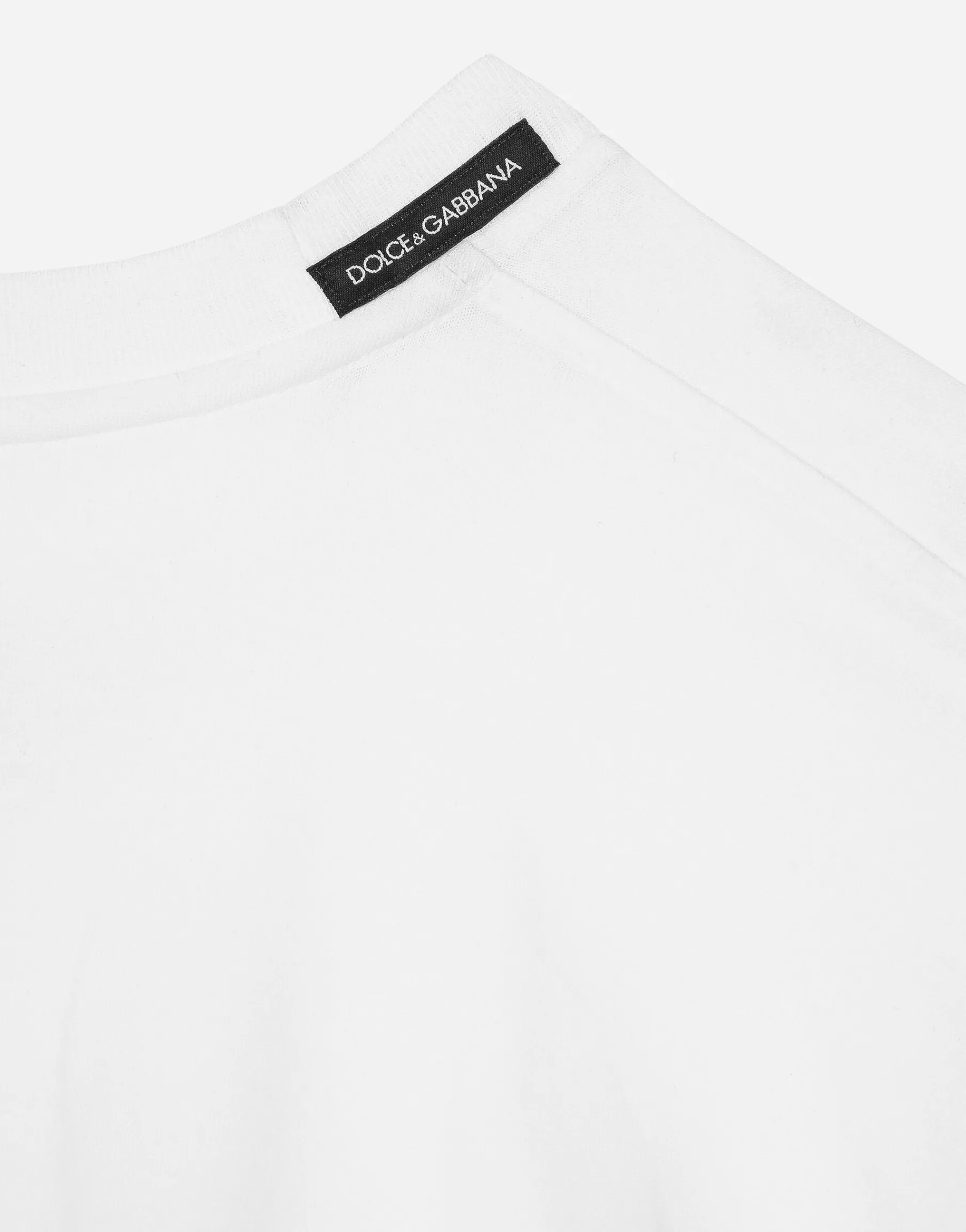 Short-sleeved T-shirt with DG logo patch