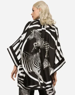Short-sleeved twill shirt with zebra print