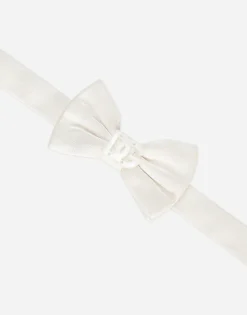 Silk bow tie with mother-of-pearl DG logo