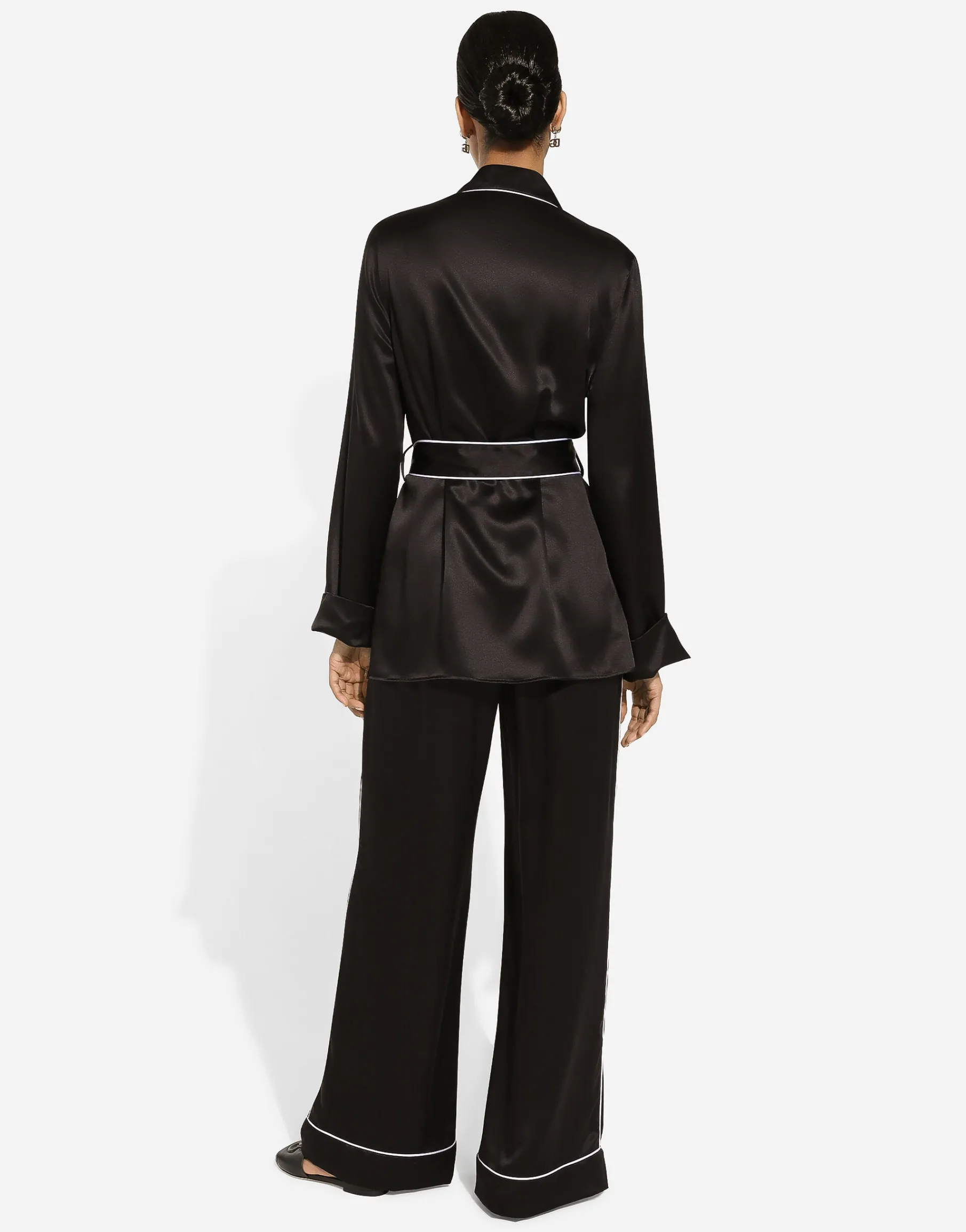 Silk pajama shirt with contrasting piping