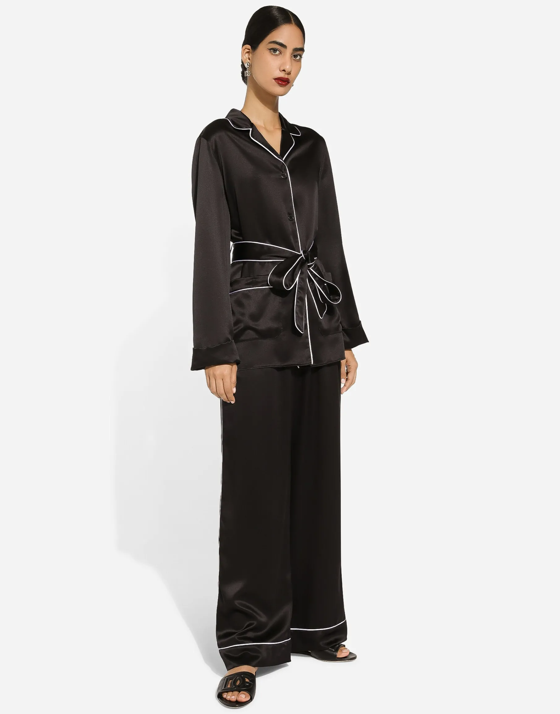 Silk pajama shirt with contrasting piping