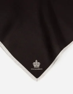 Silk pocket square