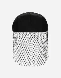 Silk satin flat cap with veil