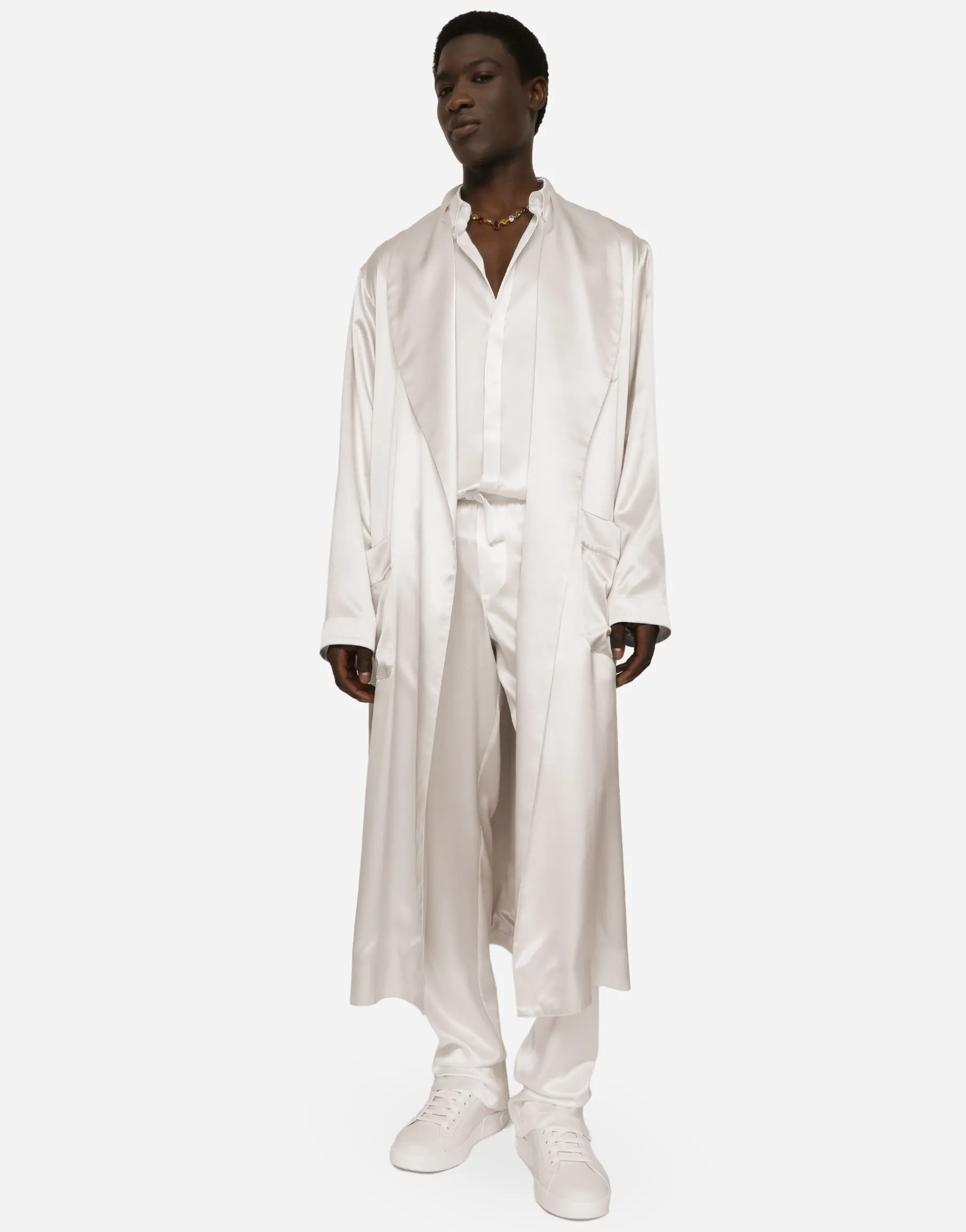 Silk satin robe with metal DG logo