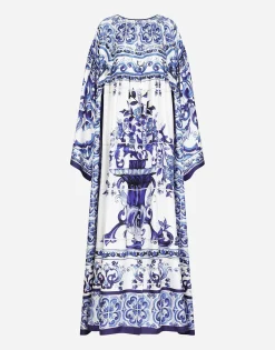 Silk twill caftan with majolica print