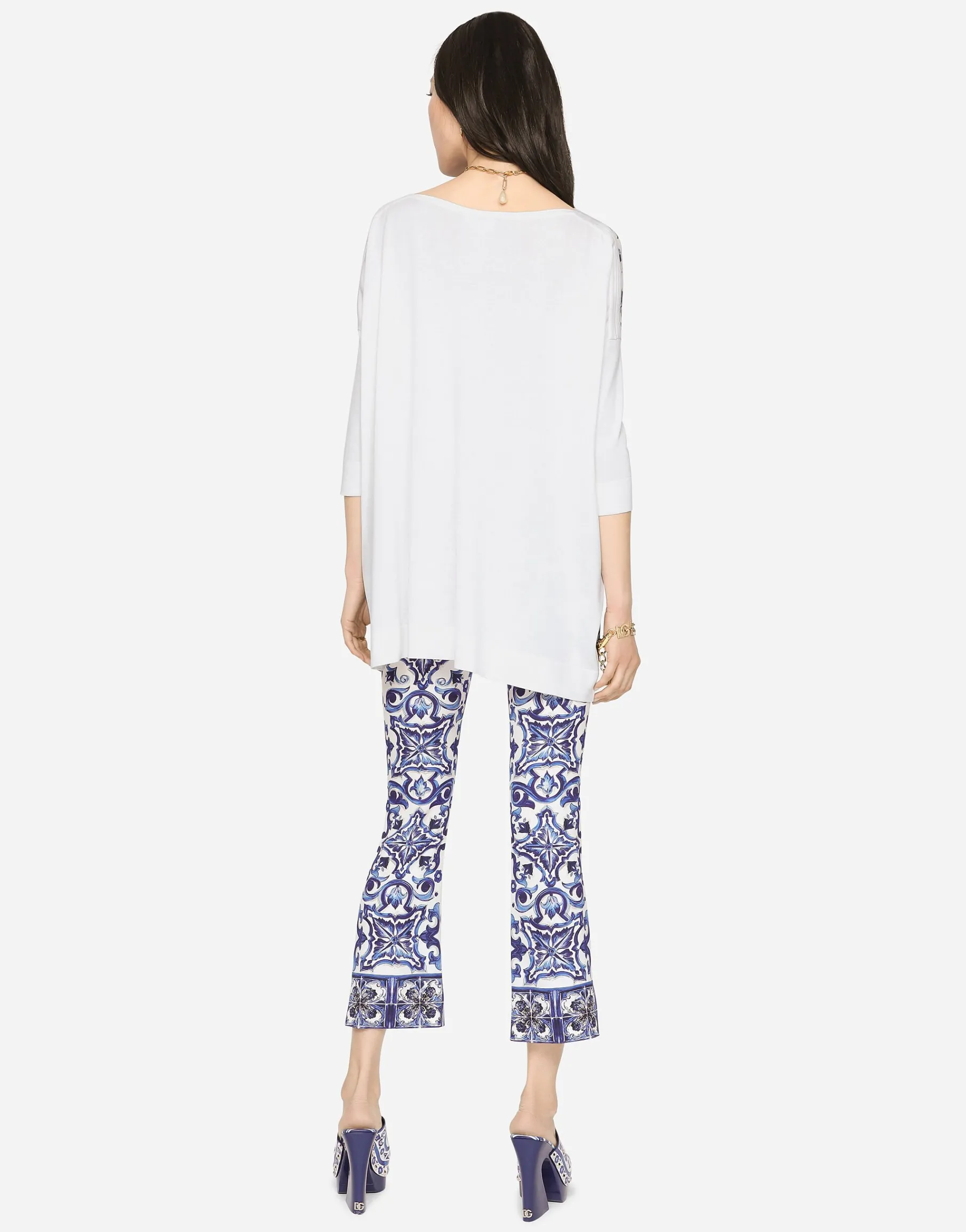 Silk twill crew-neck pullover with majolica print