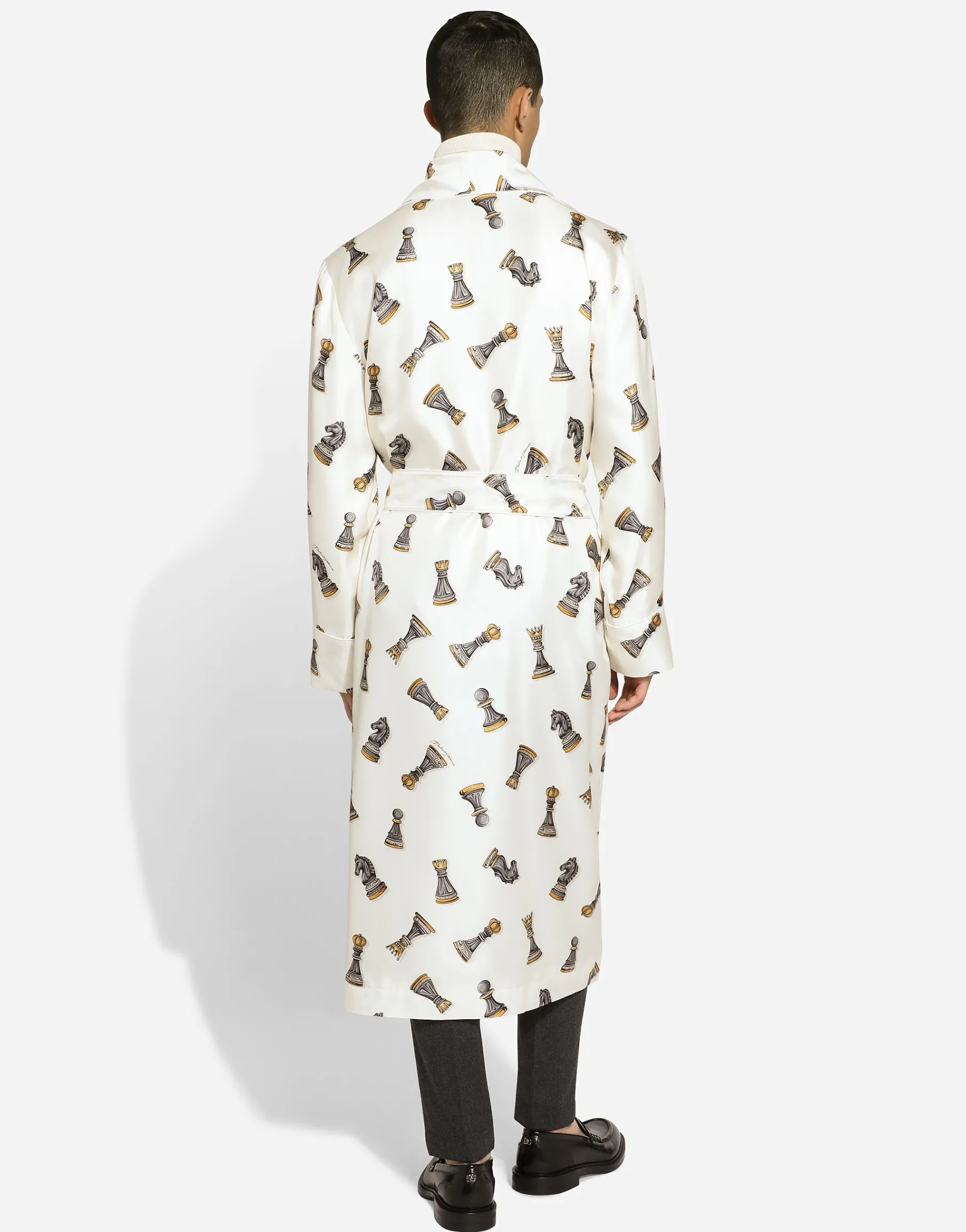 Silk twill robe with chess-piece print