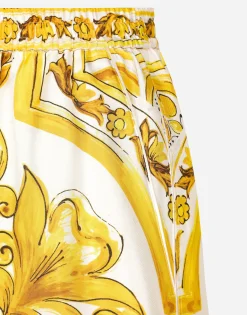 Silk twill shorts with majolica print