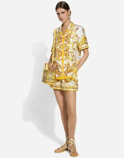 Silk twill shorts with majolica print