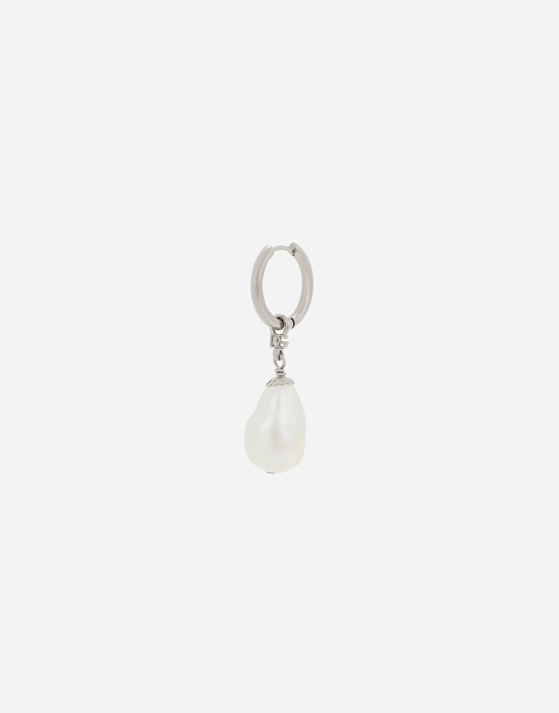 Single creole earring with teardrop detail