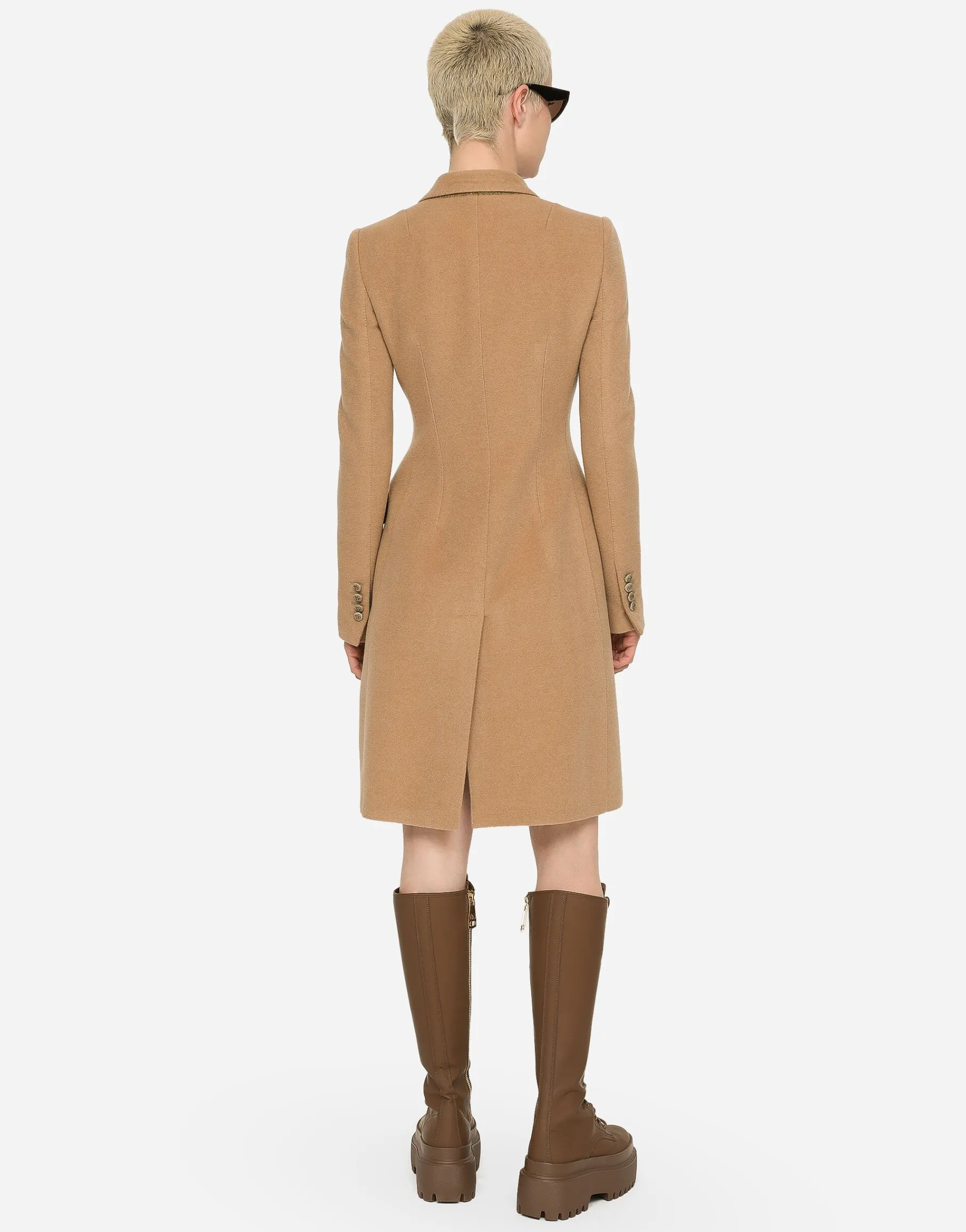 Single-breasted camel wool coat