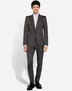 Single-breasted Sicilia-fit suit
