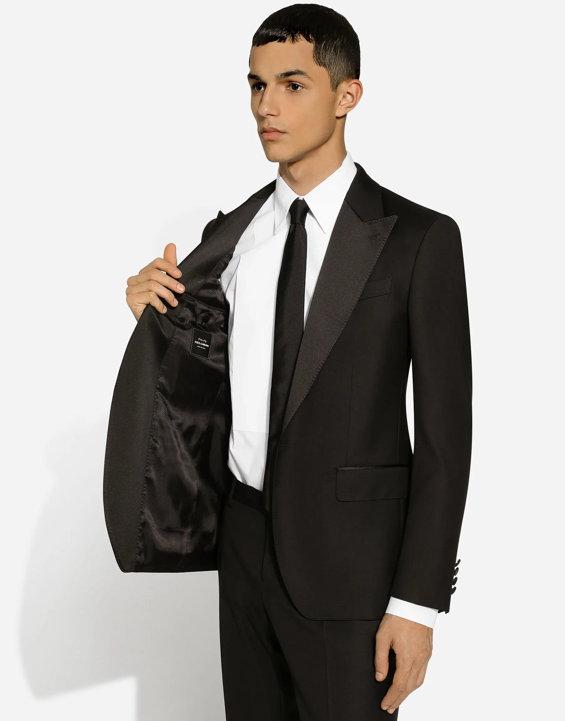 Single-breasted tuxedo suit