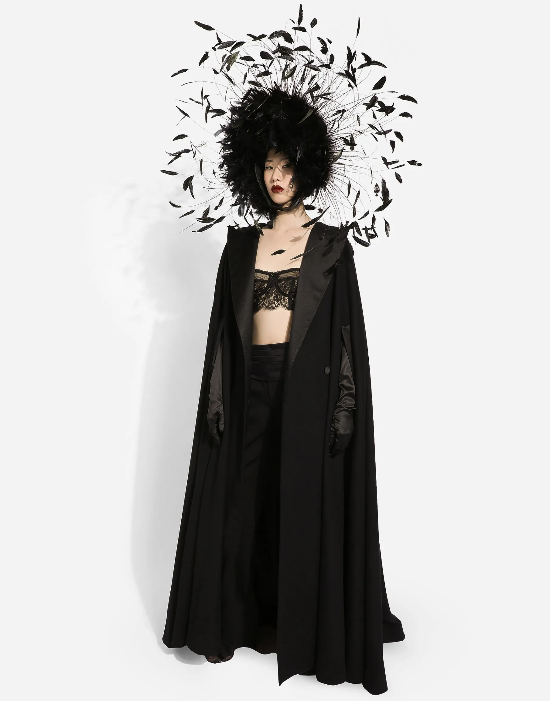 Single-breasted wool and cashmere cape