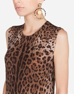 Sleeveless wool sweater with leopard print