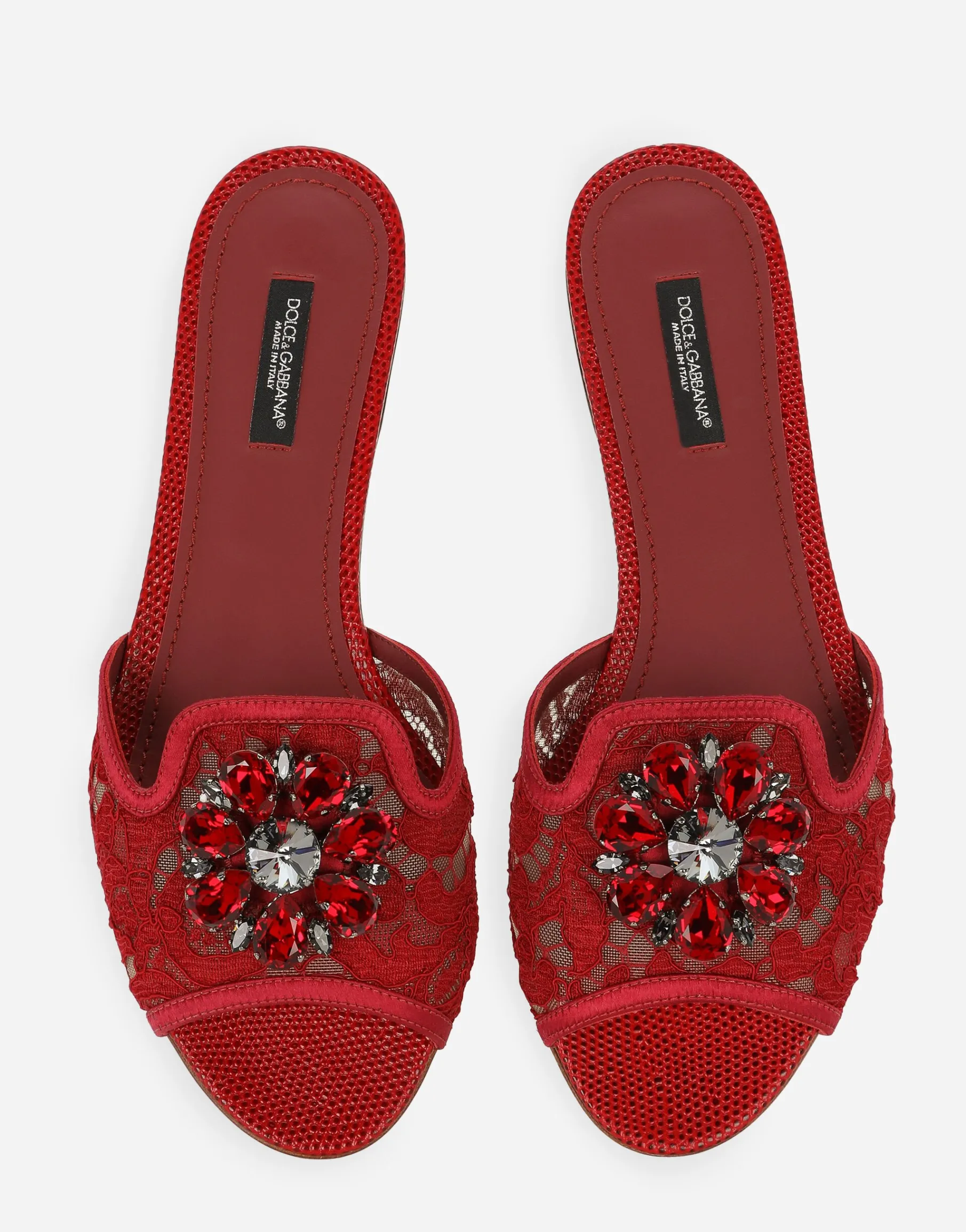 Slippers in lace with crystals