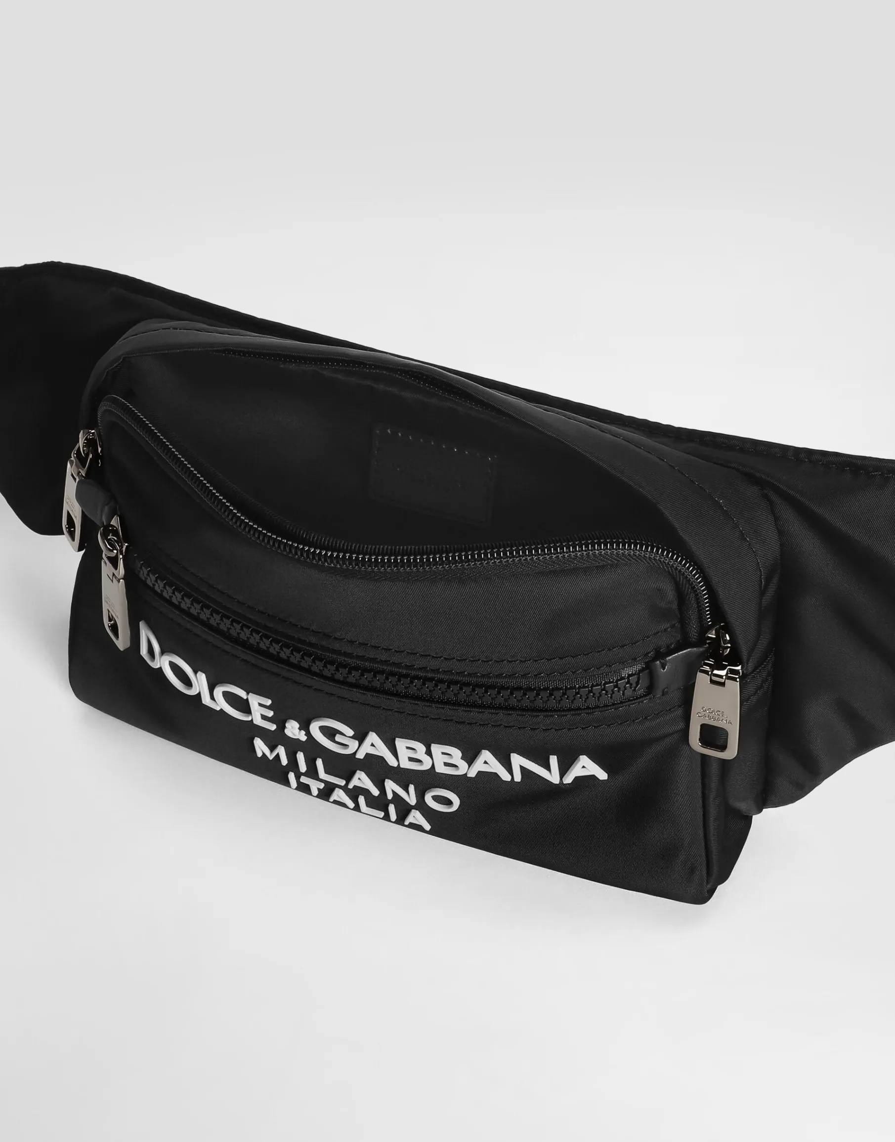 Small nylon belt bag with rubberized logo
