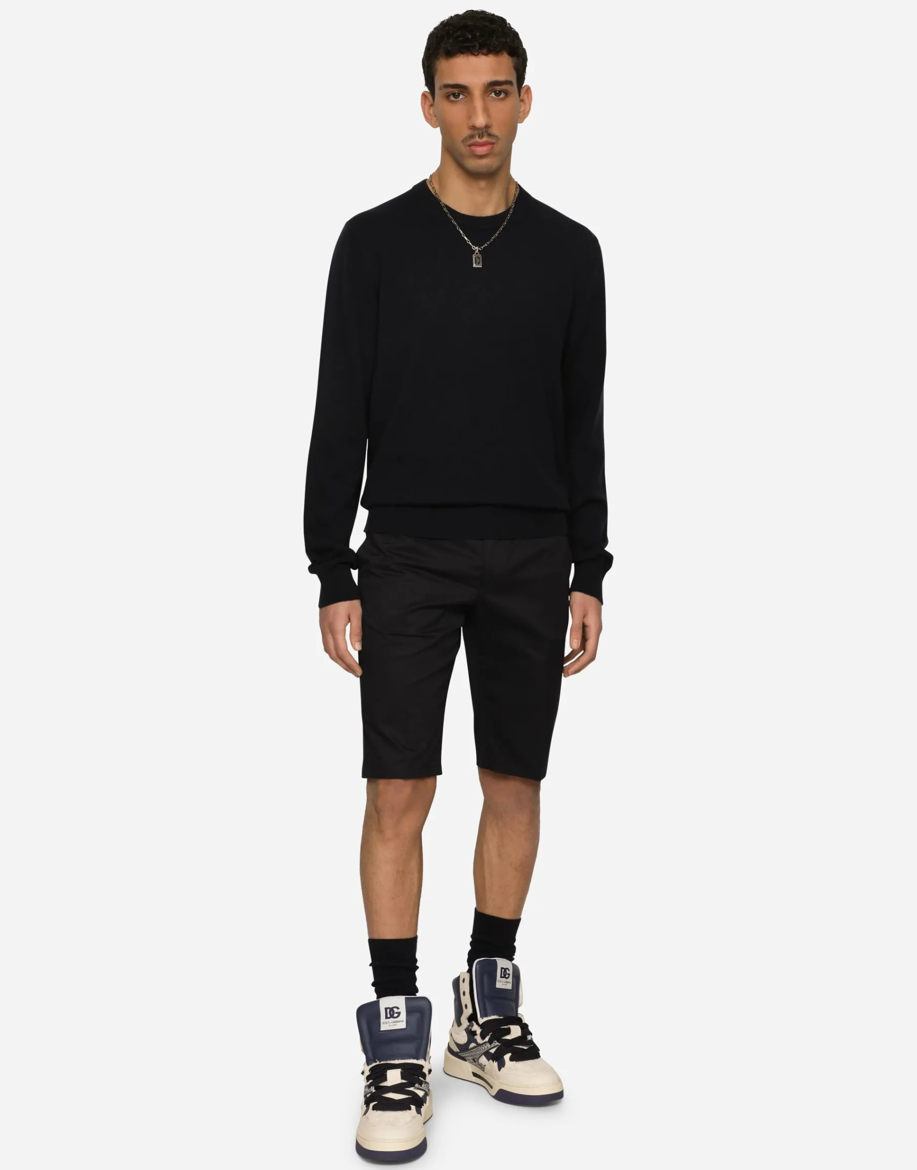 Stretch cotton shorts with DG patch