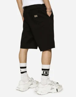 Stretch cotton shorts with branded tag