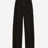 Tailored cotton pants with darts