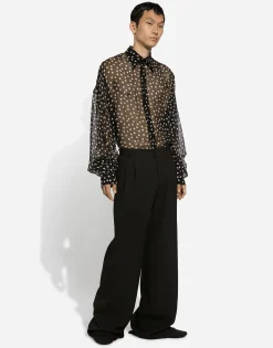 Tailored wool pants with darts