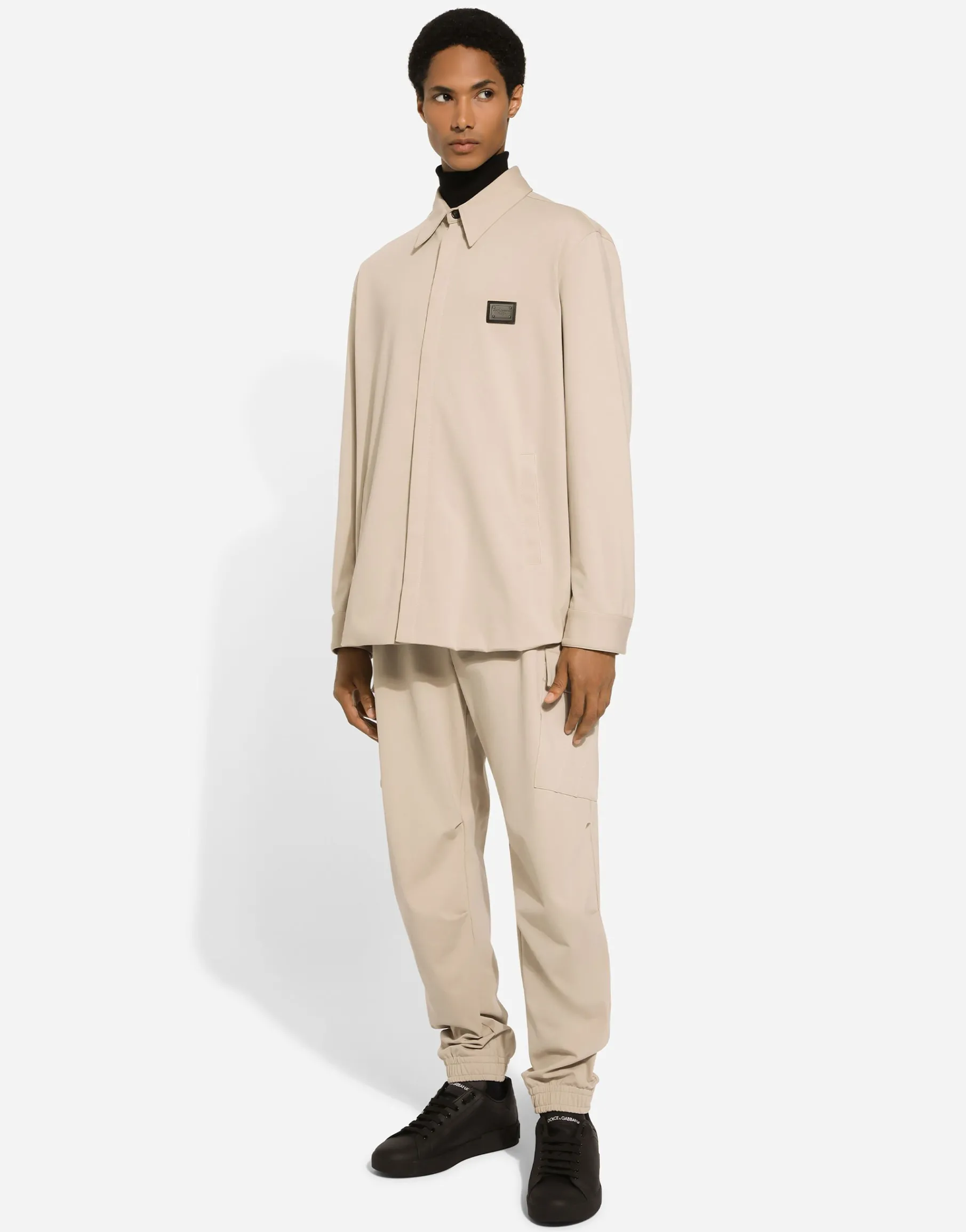 Technical fabric shirt with tag