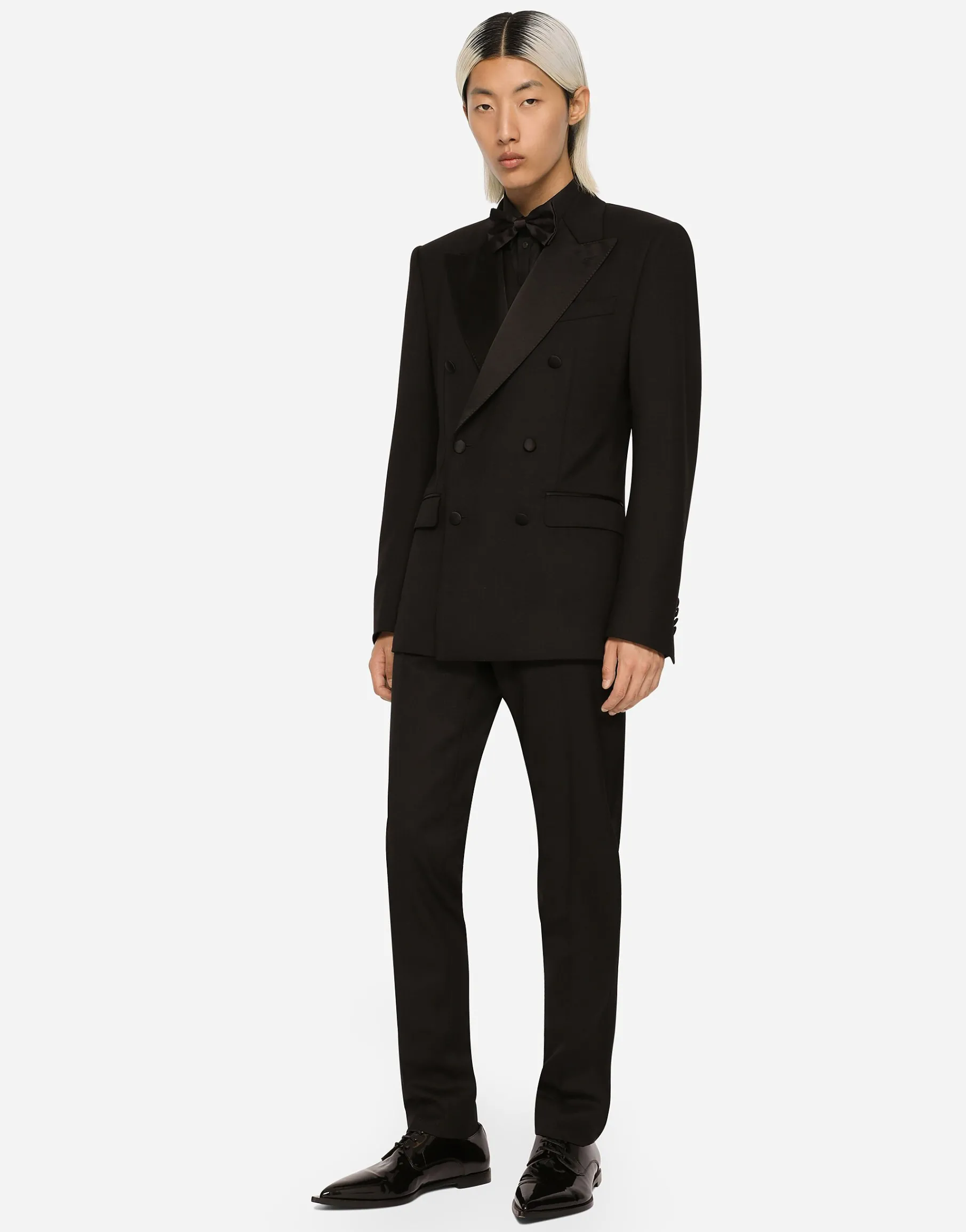 Three-piece Sicilia-fit suit in stretch wool