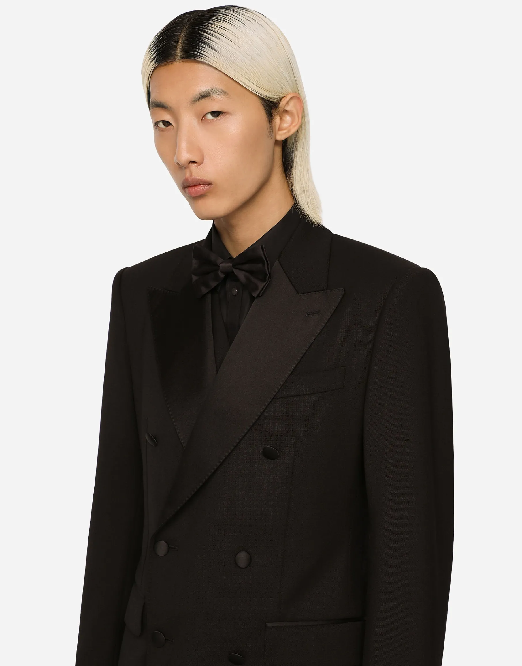 Three-piece Sicilia-fit suit in stretch wool