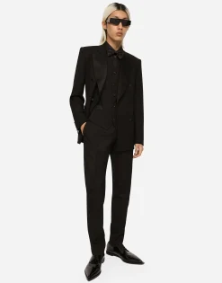 Three-piece Sicilia-fit suit in stretch wool