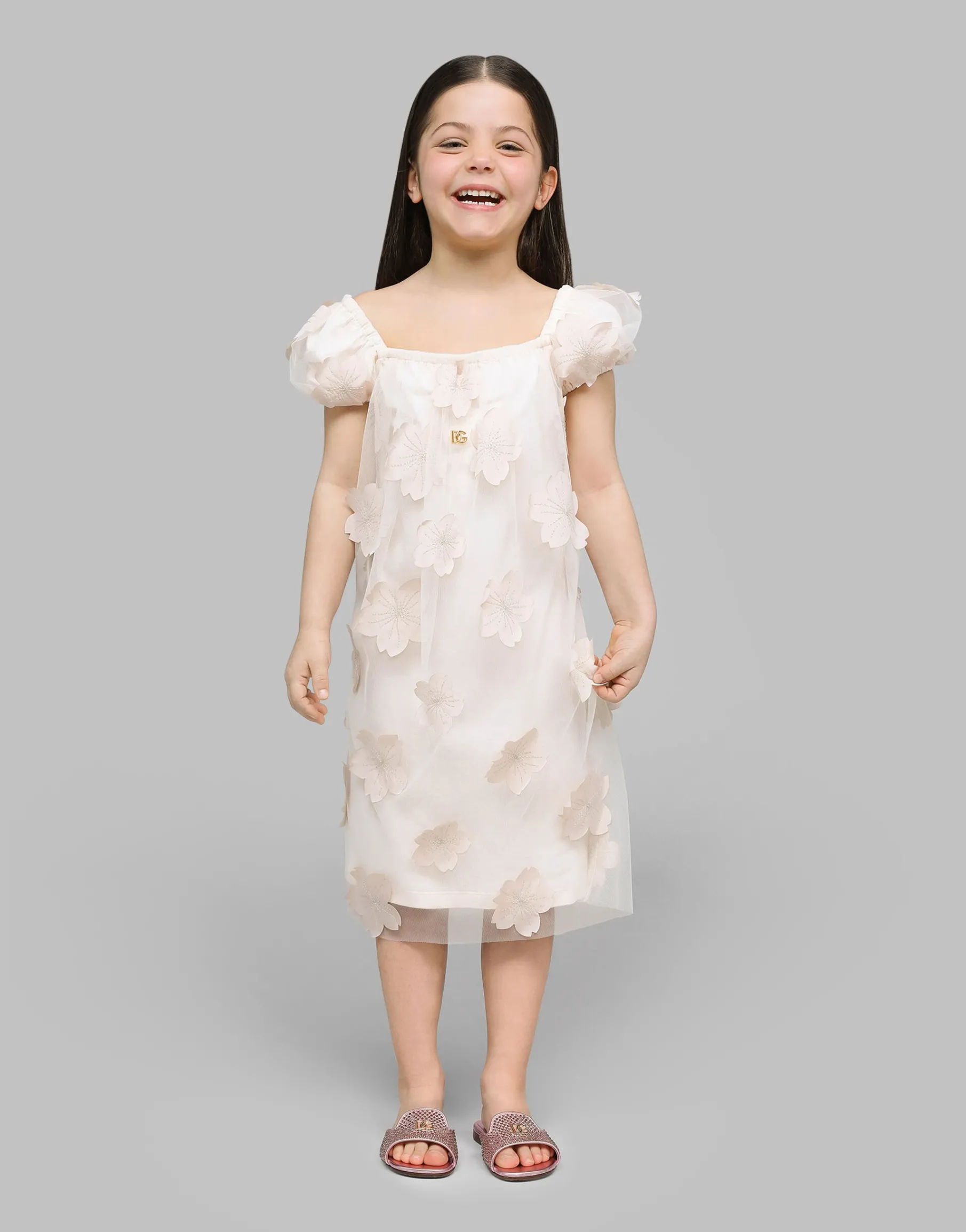 Tulle dress with 3D flowers