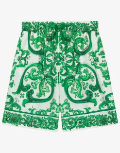 Twill shorts with green majolica print