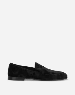 Velvet slippers