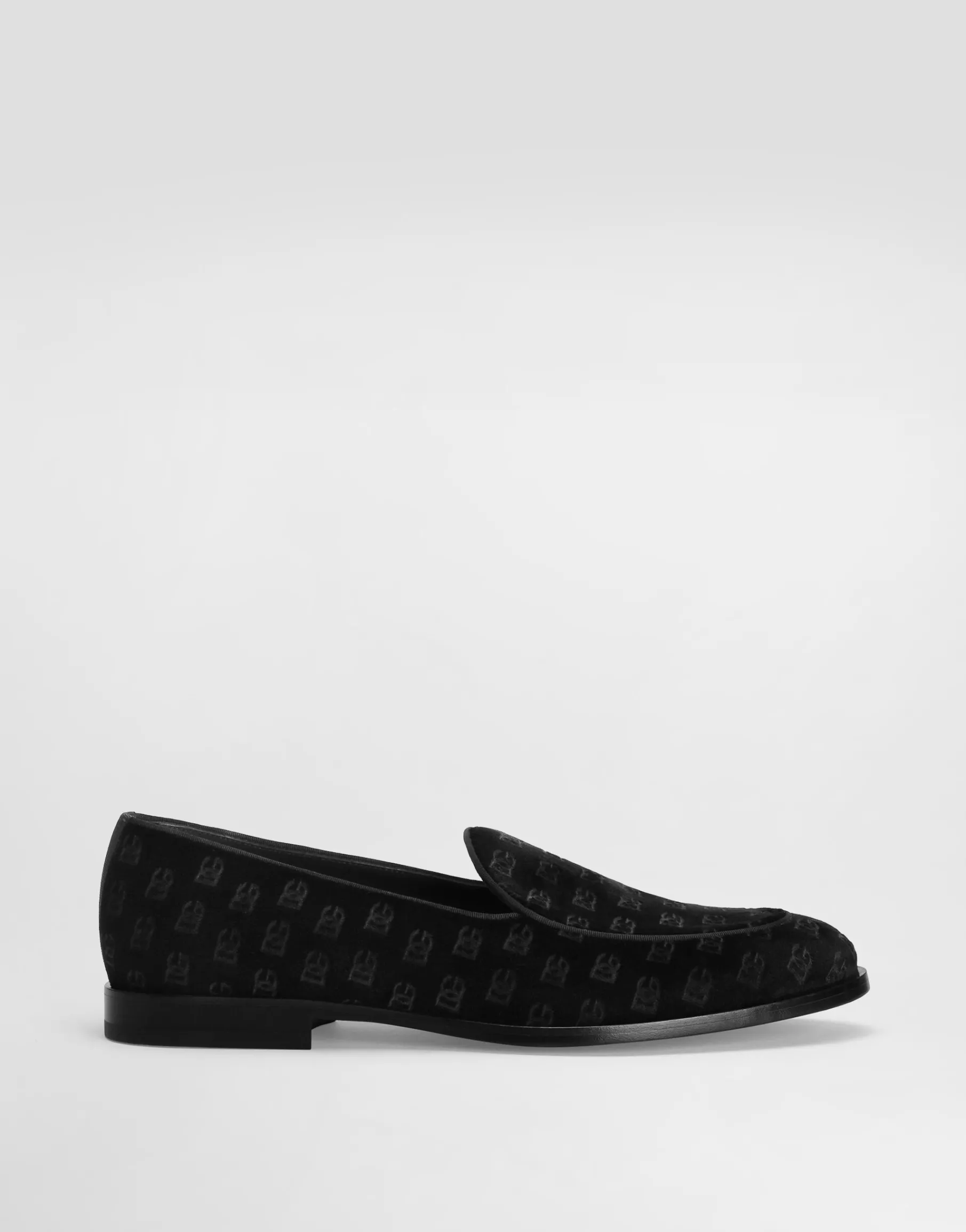 Velvet slippers