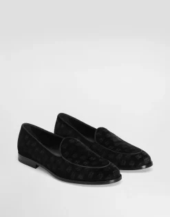 Velvet slippers