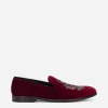 Velvet slippers with coat of arms embroidery