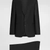 Wool and silk Martini-fit suit