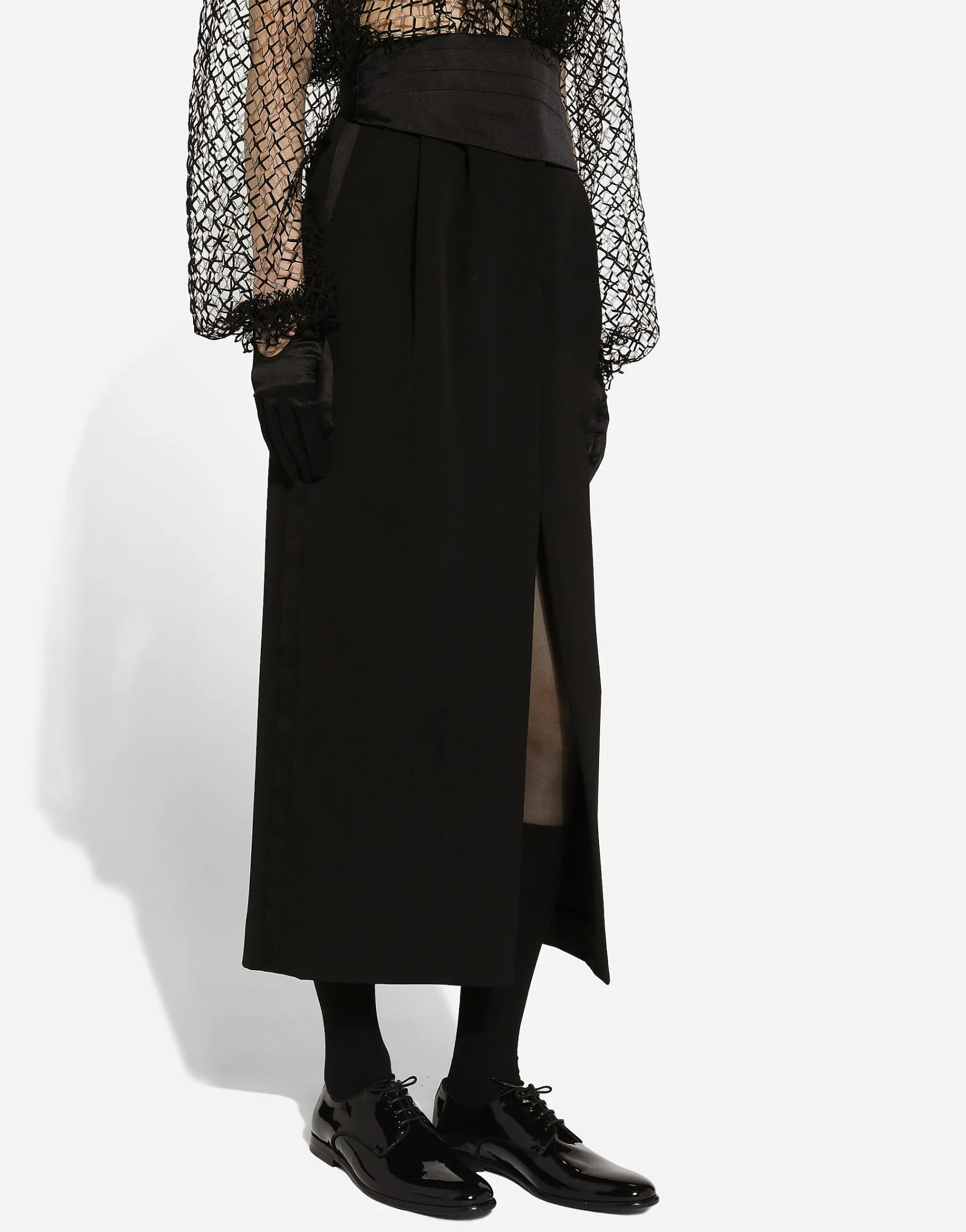 Wool gabardine calf-length tuxedo pencil skirt