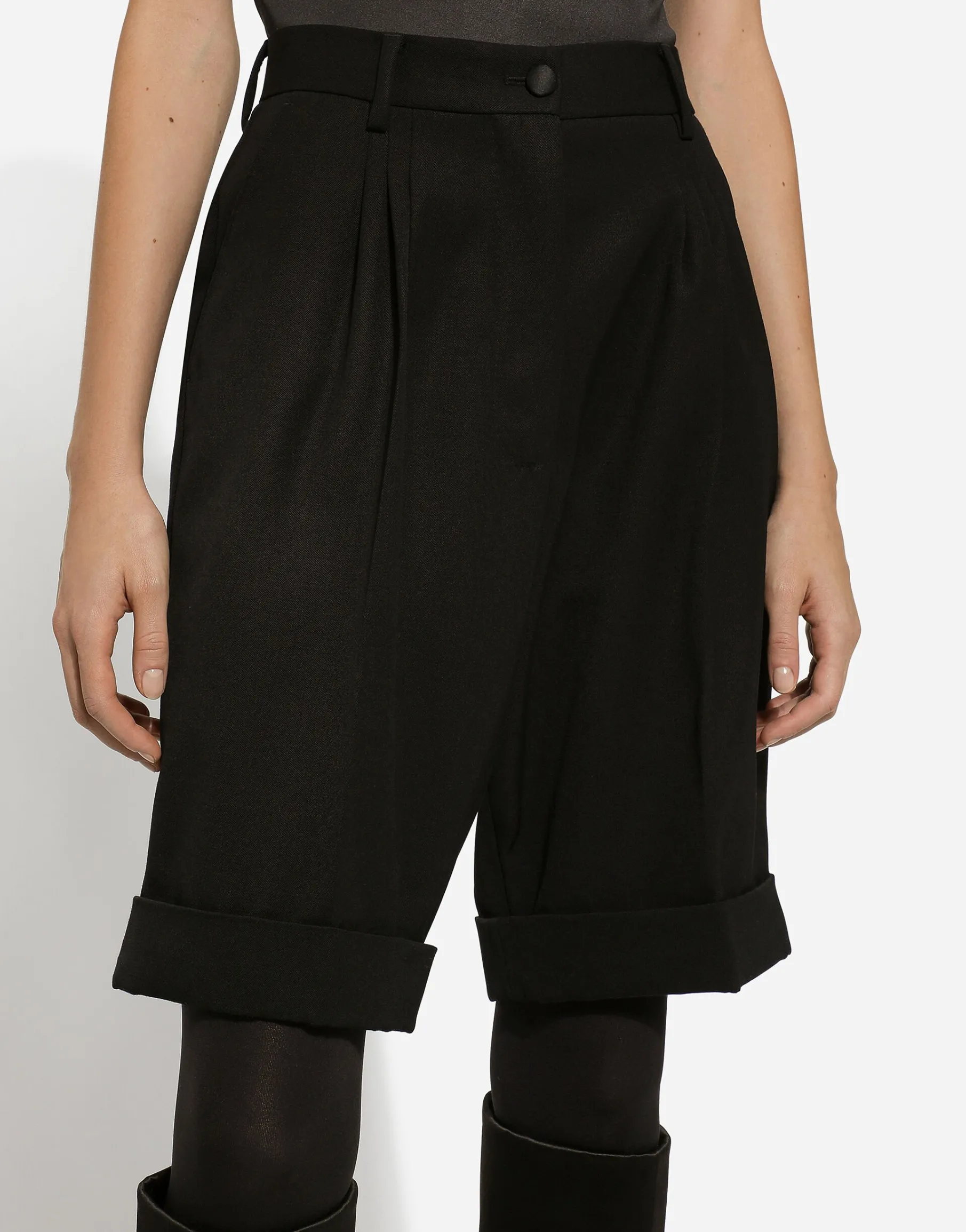 Wool gabardine shorts