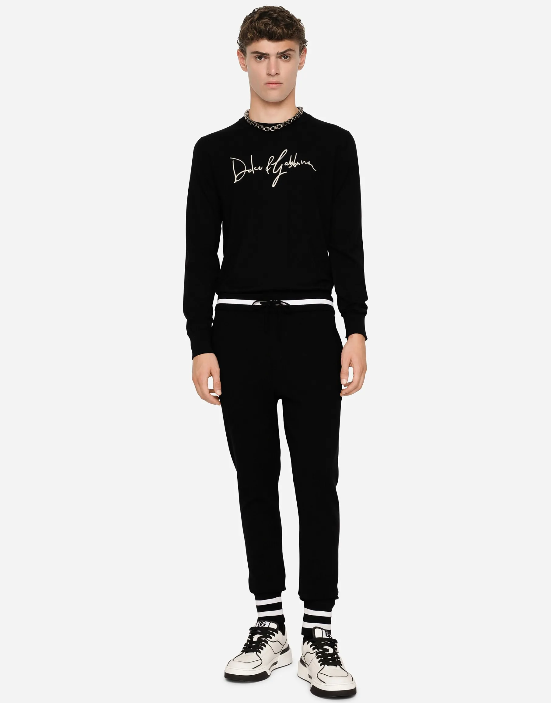 Wool jogging pants with embroidery