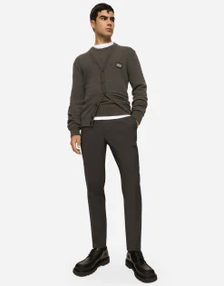 Wool round-neck sweater with branded tag