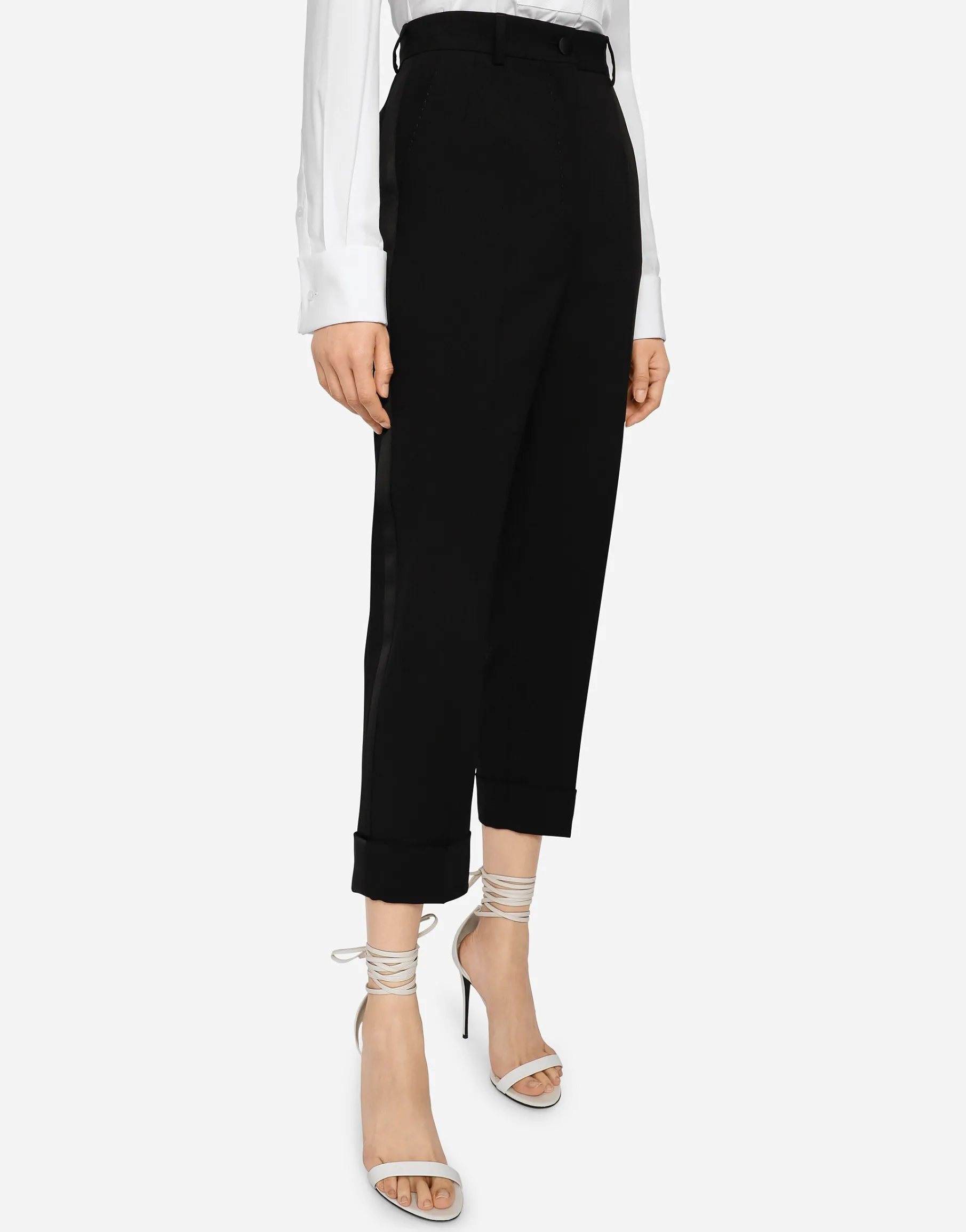 Woolen pants with turn-ups