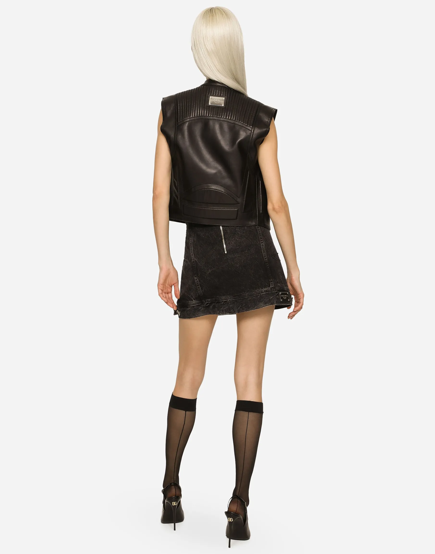 Zip-up leather vest
